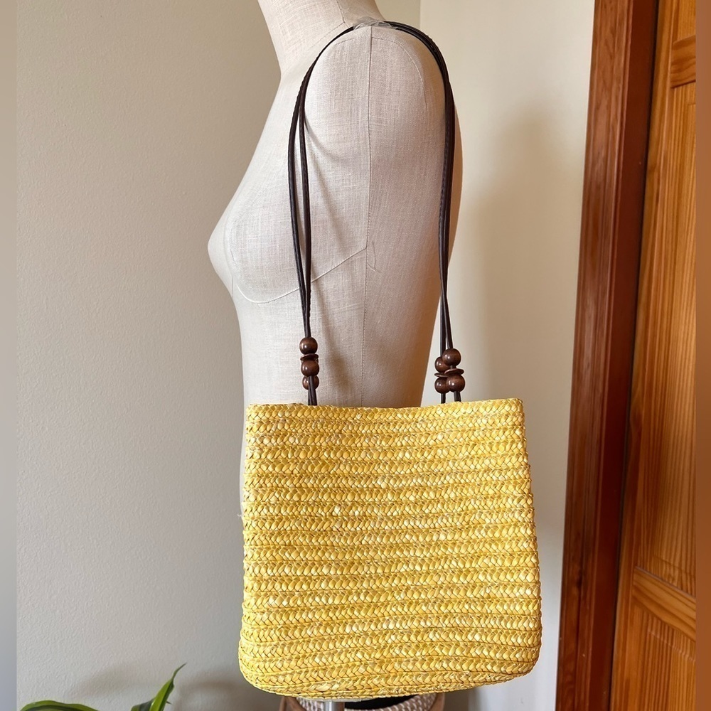 Vintage Yellow Wheat Straw Woven Purse Boho Beaded Resortwear - Picture 2 of 11